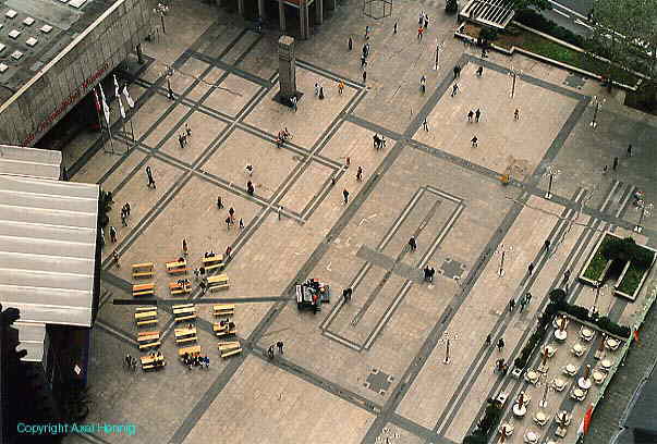 view: Roncalli place