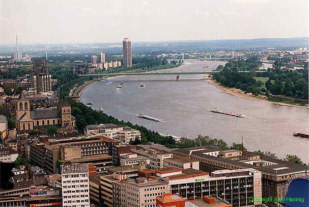 view: River Rhine and Zoo Bridge