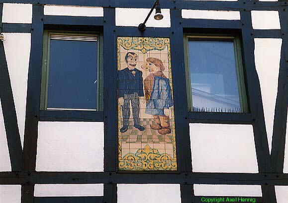 T&uuml;nnes and Sch&auml;l