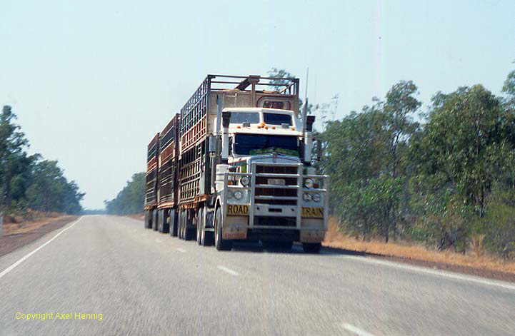 Roadtrain, Highway