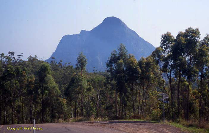 Mt Beerwah im Glass House Mountains NP