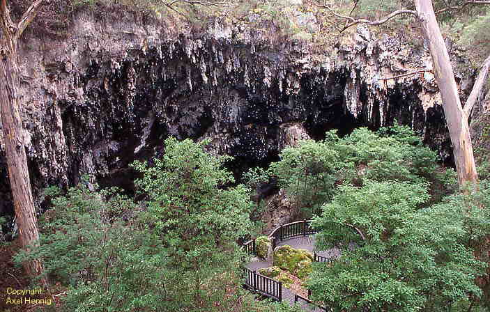 Lake Cave