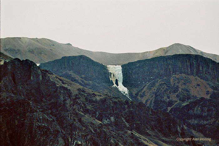 vereister Wasserfall